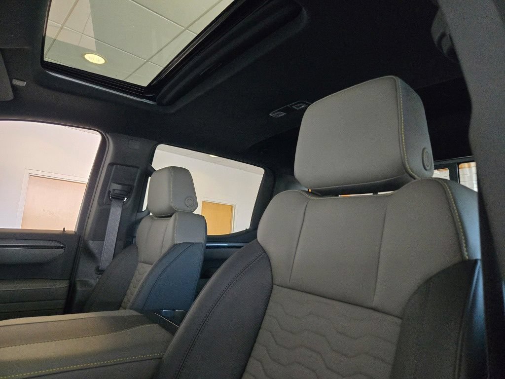 New 2026 Chevrolet Silverado 1500 ZR2 w/ LPO, Dark Essentials Package AWD/4WD image 26