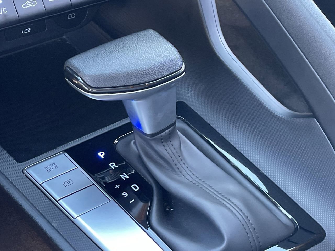 Certified 2024 Hyundai Elantra SE image 28