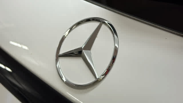 Used 2026 Mercedes-Benz GLC 300 4MATIC image 8