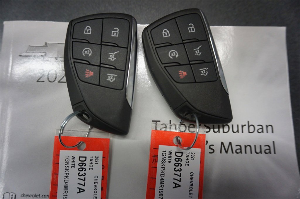 Used 2021 Chevrolet Tahoe Z71 w/ Z71 Off-Road Package image 19