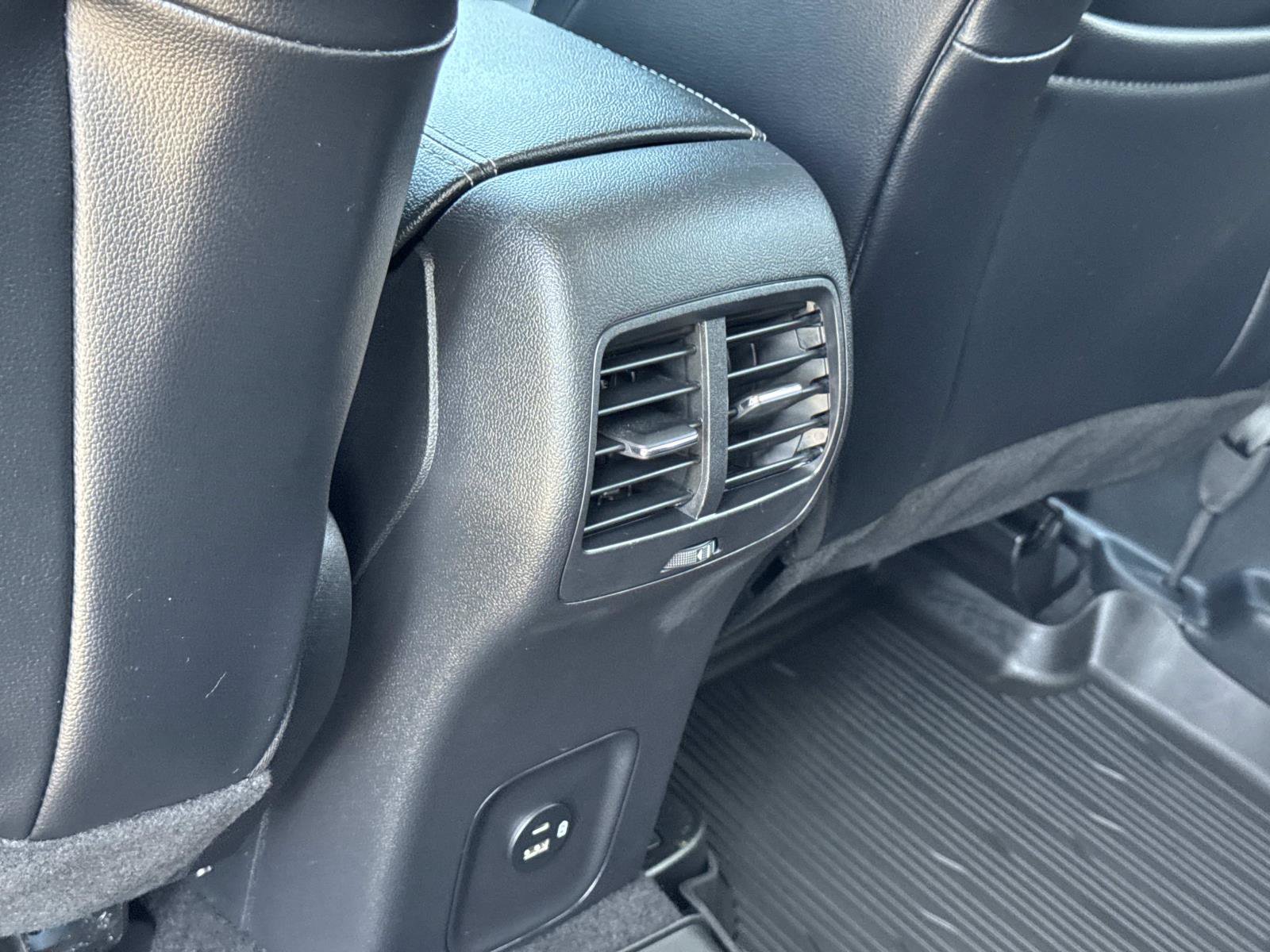 Used 2020 Ford Escape SEL FWD image 28
