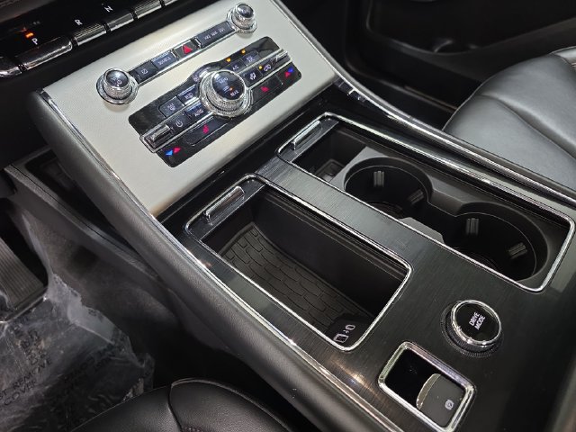 Certified 2024 Lincoln Aviator AWD w/ Premium Package image 22