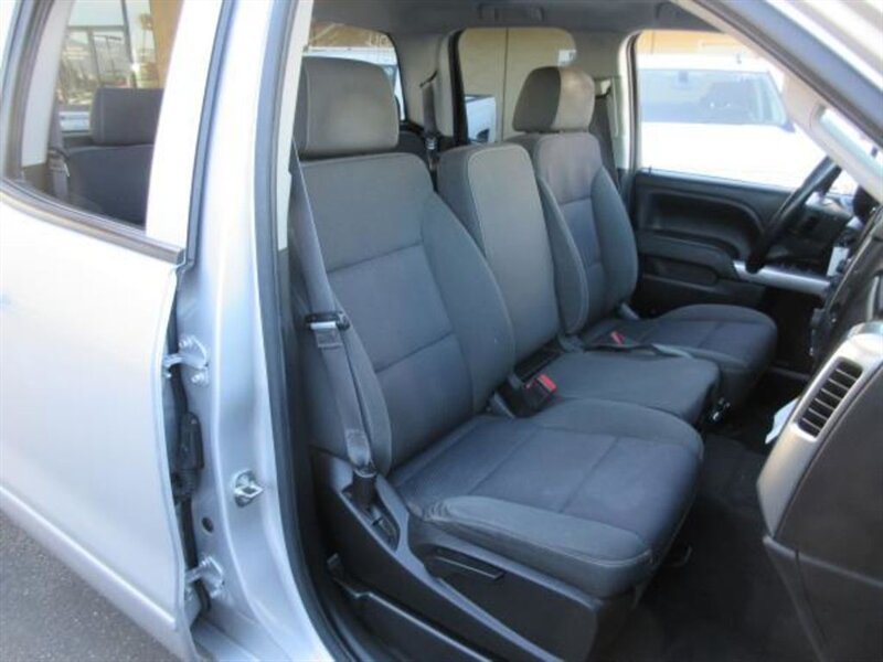 Used 2016 Chevrolet Silverado 1500 LT RWD image 13
