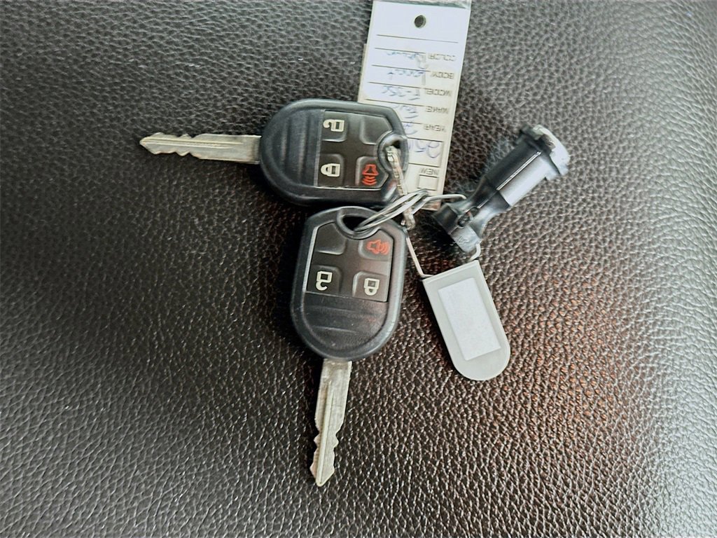 Used 2012 Ford F350 Lariat image 38