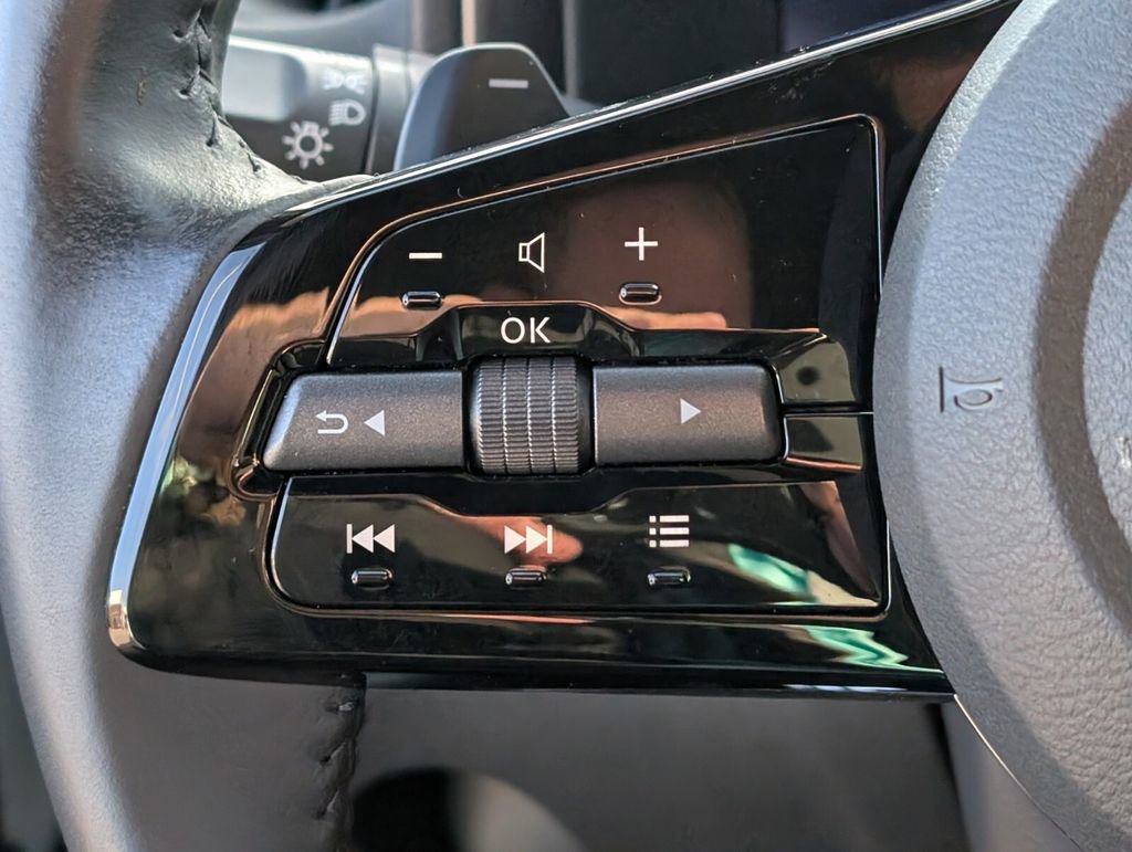 Certified 2024 Nissan Z Sport w/ Floor Mat Package image 25