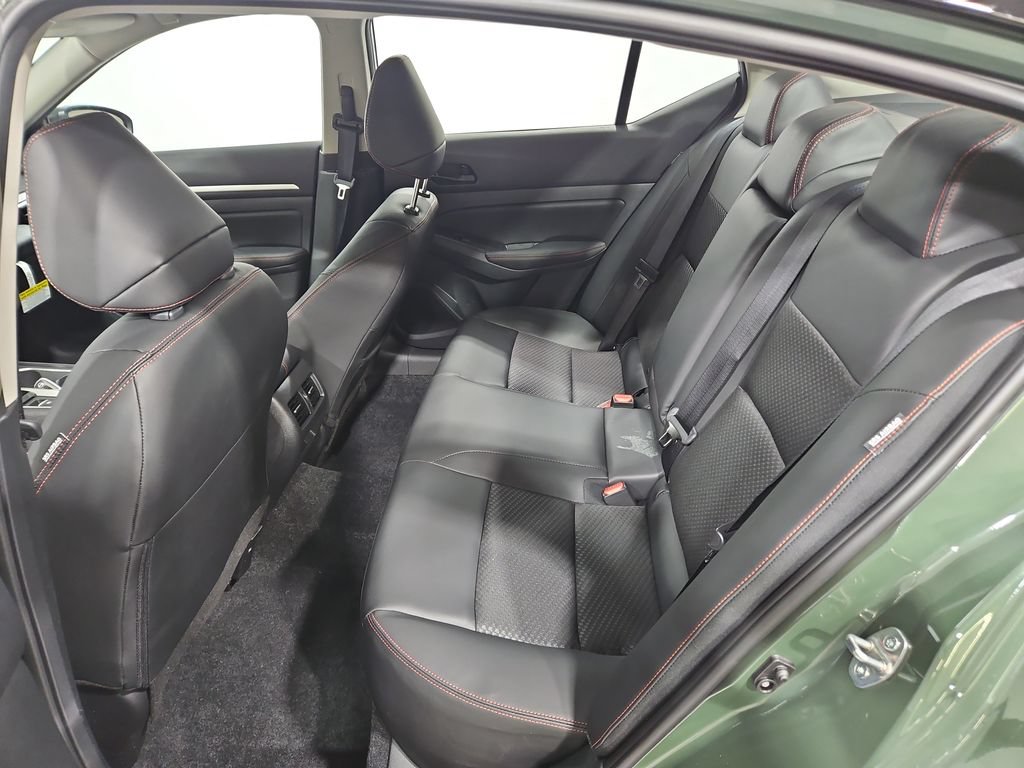 New 2026 Nissan Altima 2.5 SR w/ SR Midnight Edition Package AWD/4WD image 25