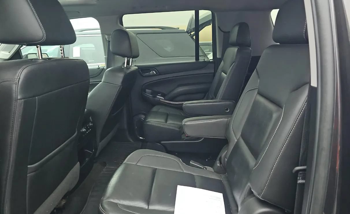 Used 2018 Chevrolet Suburban LT AWD/4WD image 6
