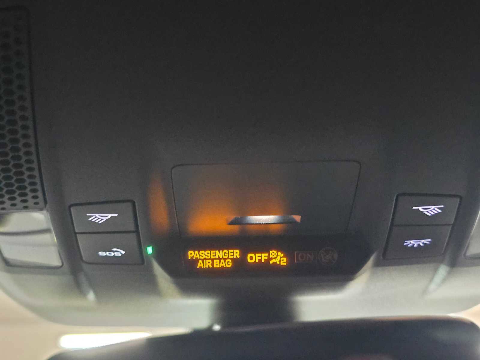 Used 2020 Porsche Taycan 4S image 33