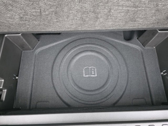 Used 2023 Chevrolet Equinox LT image 10