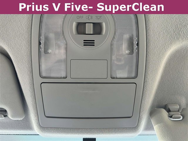 Used 2012 Toyota Prius V Five image 28