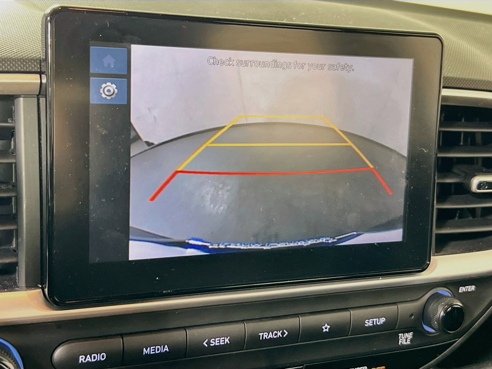 Used 2023 Hyundai Venue SEL w/ Cargo Package FWD image 13