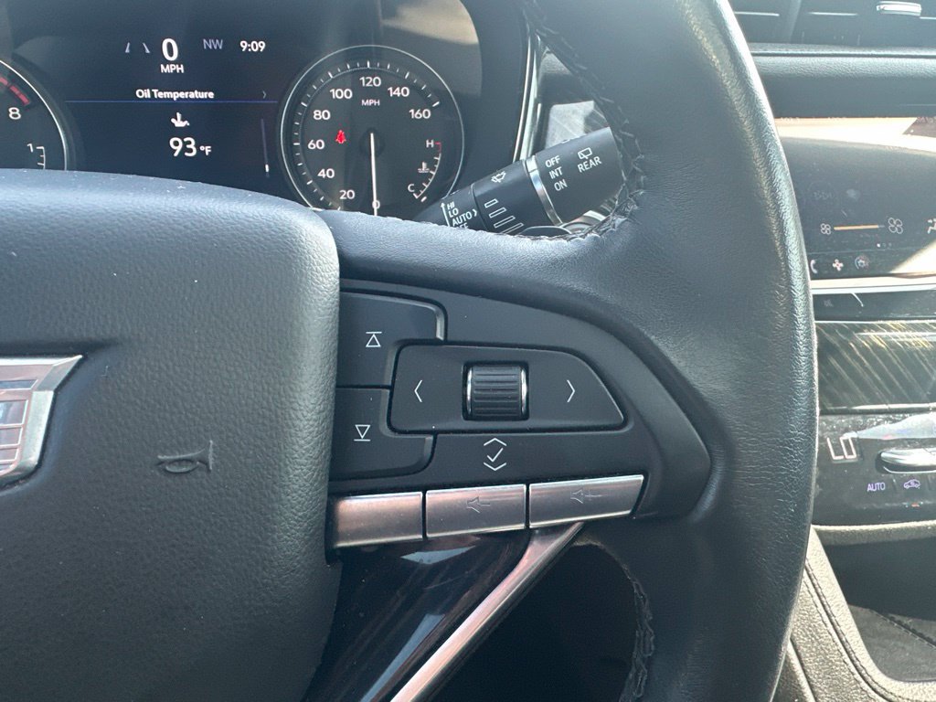 Used 2022 Cadillac XT6 Premium Luxury w/ Technology Package FWD image 22