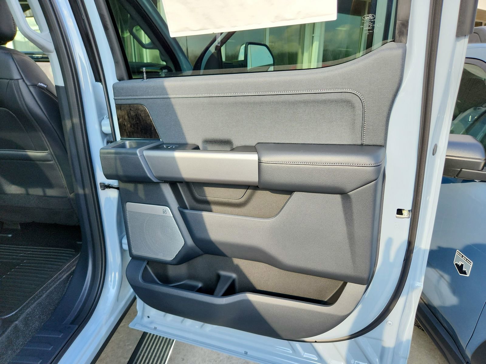 New 2026 Ford F250 Lariat w/ Lariat Premium Package image 30