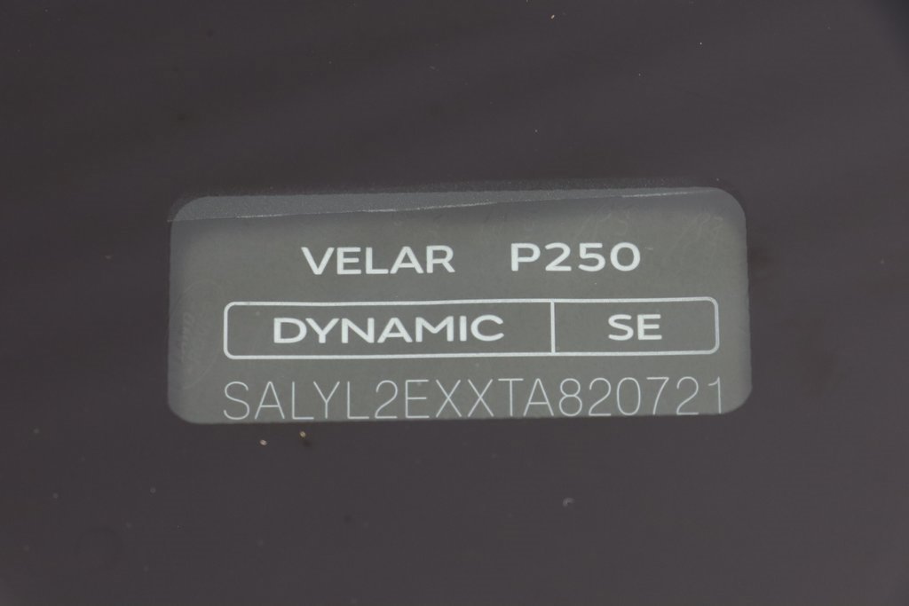 New 2026 Land Rover Range Rover Velar Dynamic SE image 24