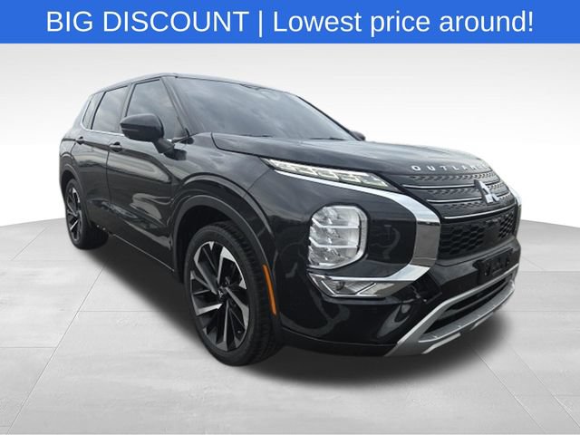 Used 2022 Mitsubishi Outlander SE AWD/4WD image 1