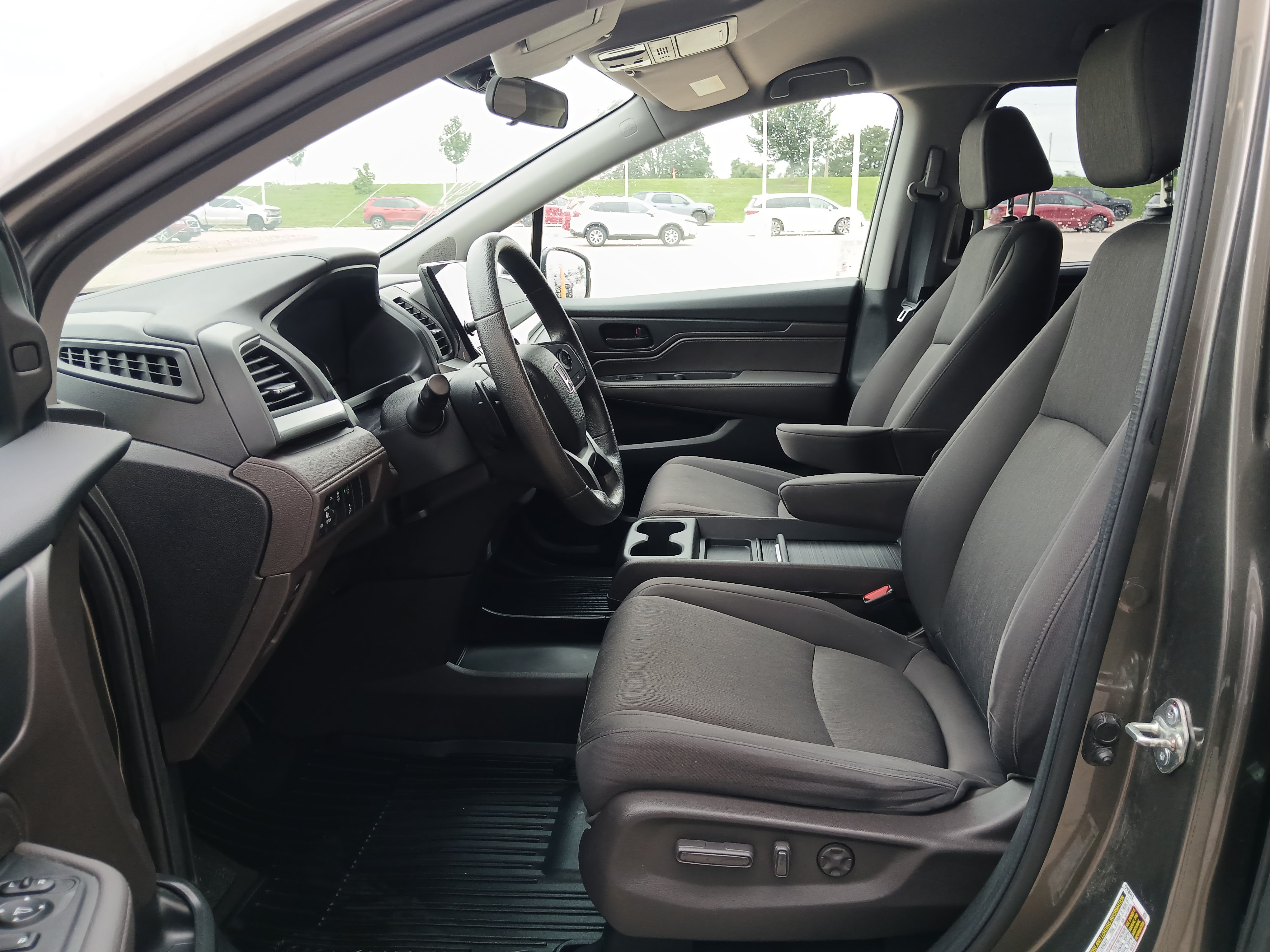 Used 2019 Honda Odyssey EX image 7