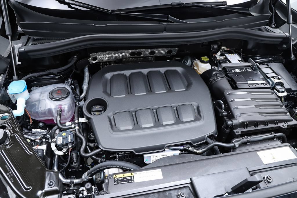 New 2026 Volkswagen Tiguan SEL R-Line AWD/4WD image 28