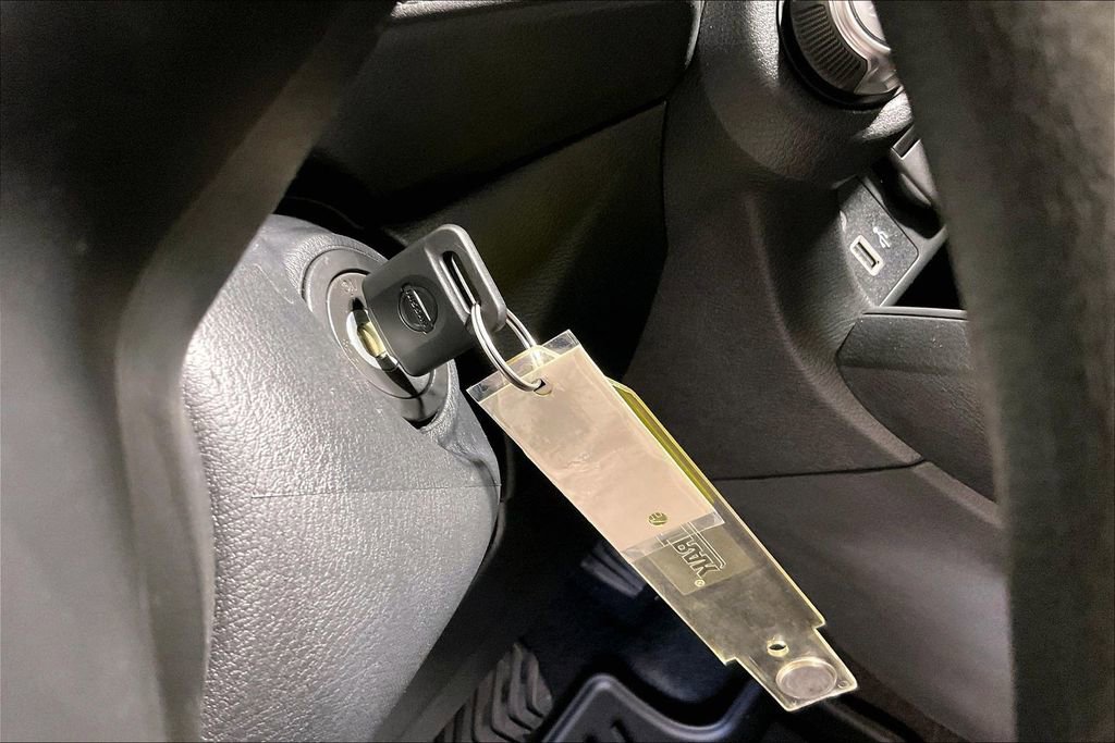 New 2025 Nissan Versa S w/ Trunk Package image 31