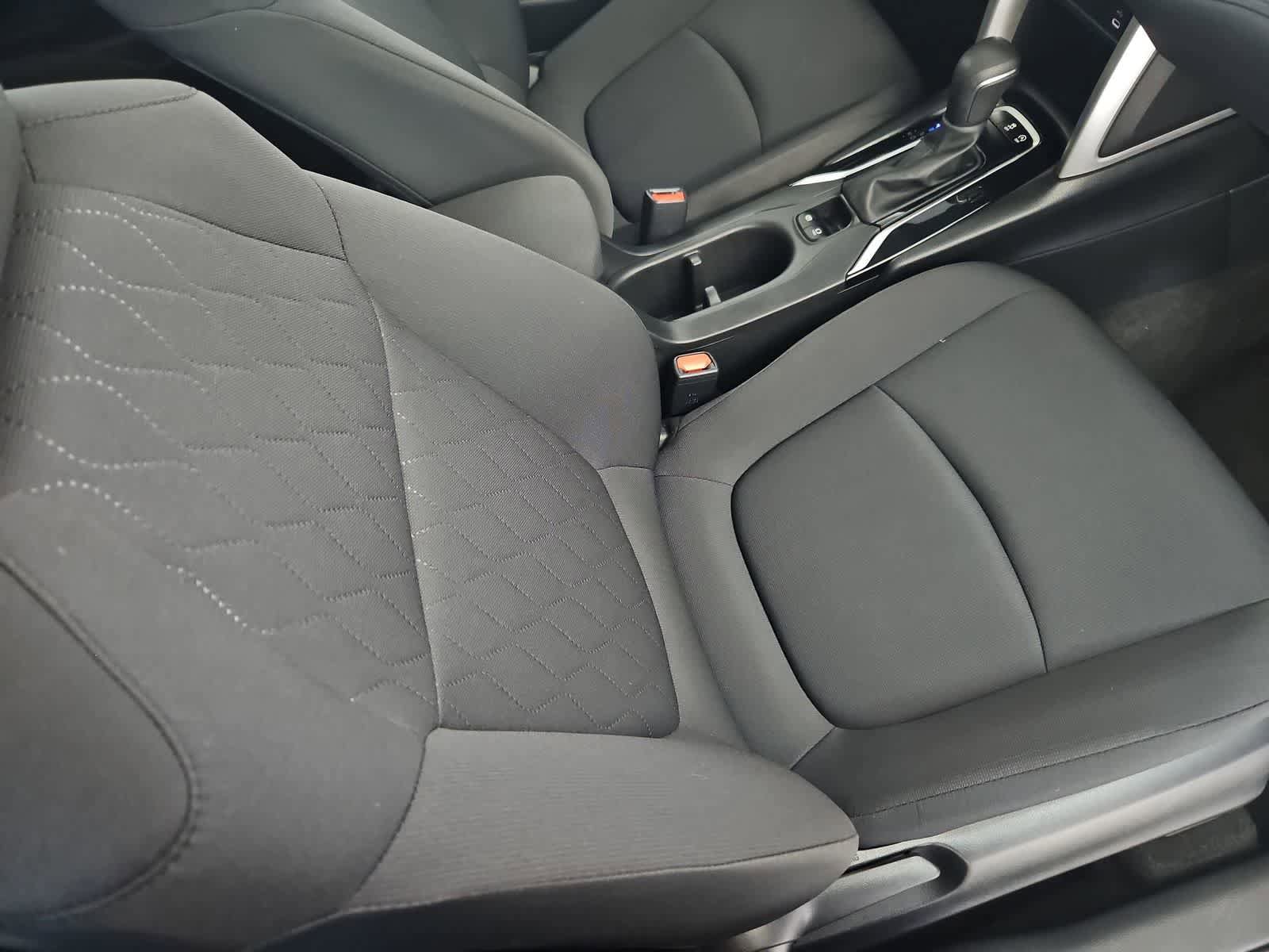Used 2023 Toyota Corolla Cross LE image 19