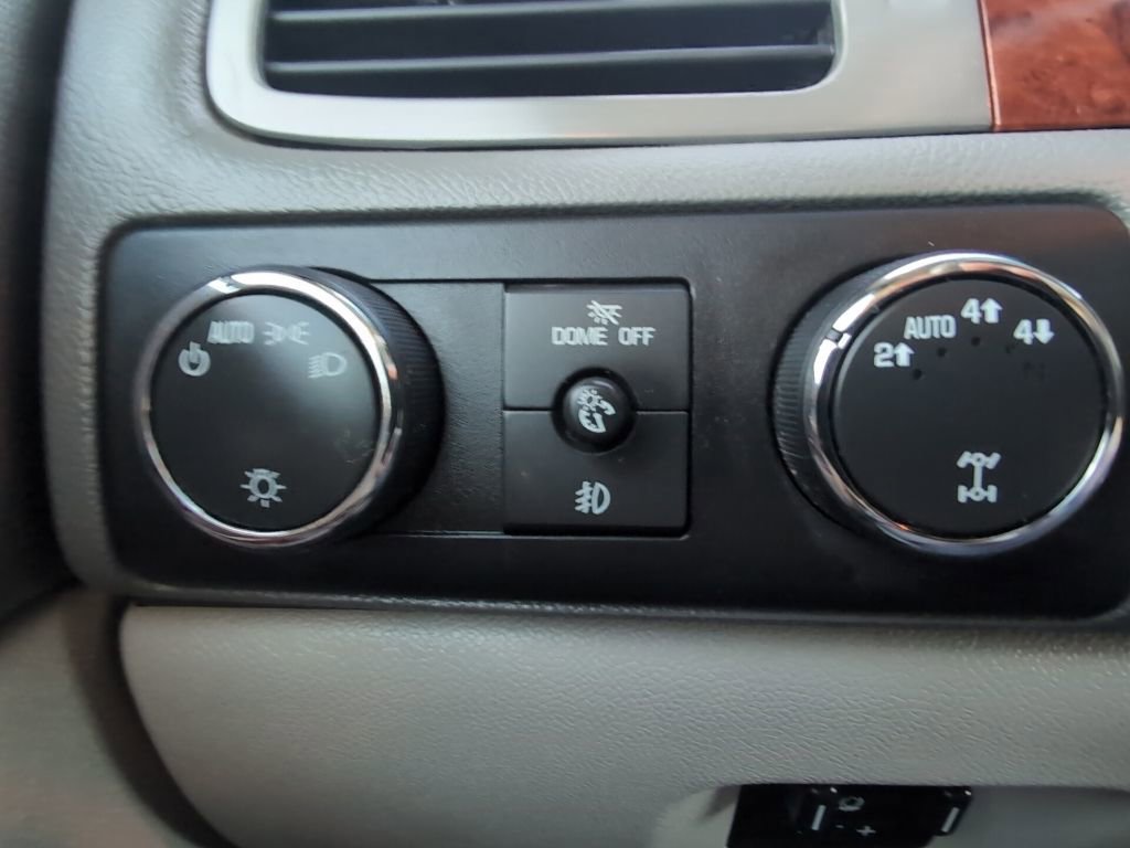 Used 2012 GMC Sierra 1500 SLT w/ Max Trailering Pack image 18