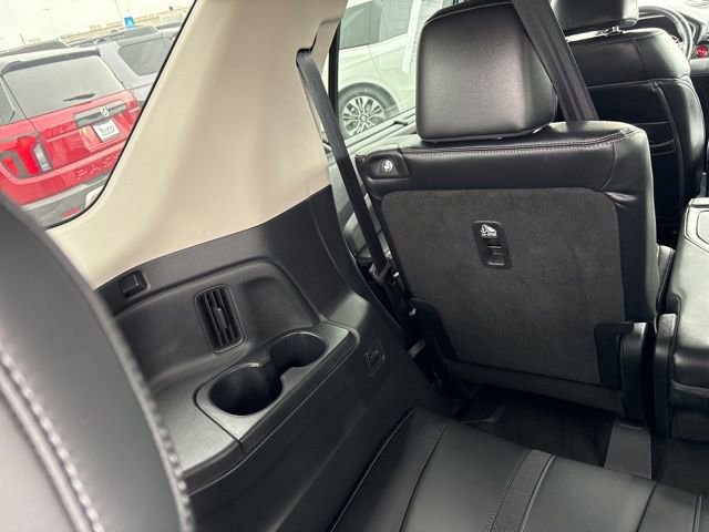 Used 2023 Honda Pilot Touring image 29
