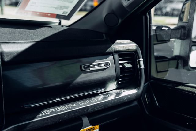 New 2026 Ford F250 Lariat w/ Black Appearance Package image 30