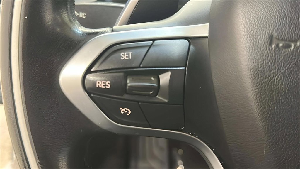 Used 2016 BMW i8 image 20