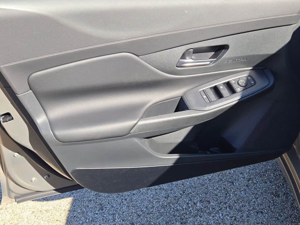 New 2026 Nissan Sentra SV w/ Floor Mat Package FWD image 17