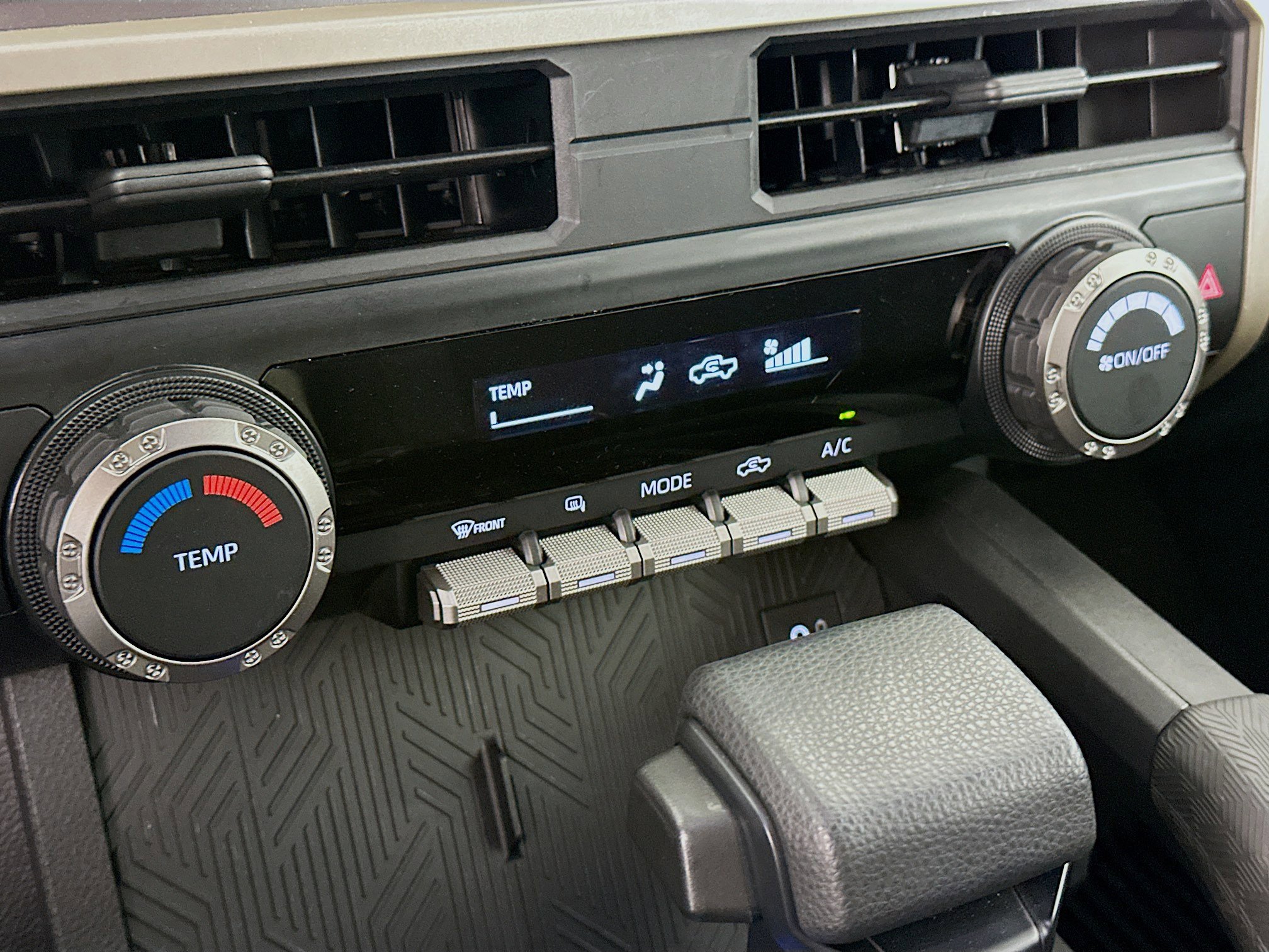 Used 2024 Toyota Tacoma SR5 image 23