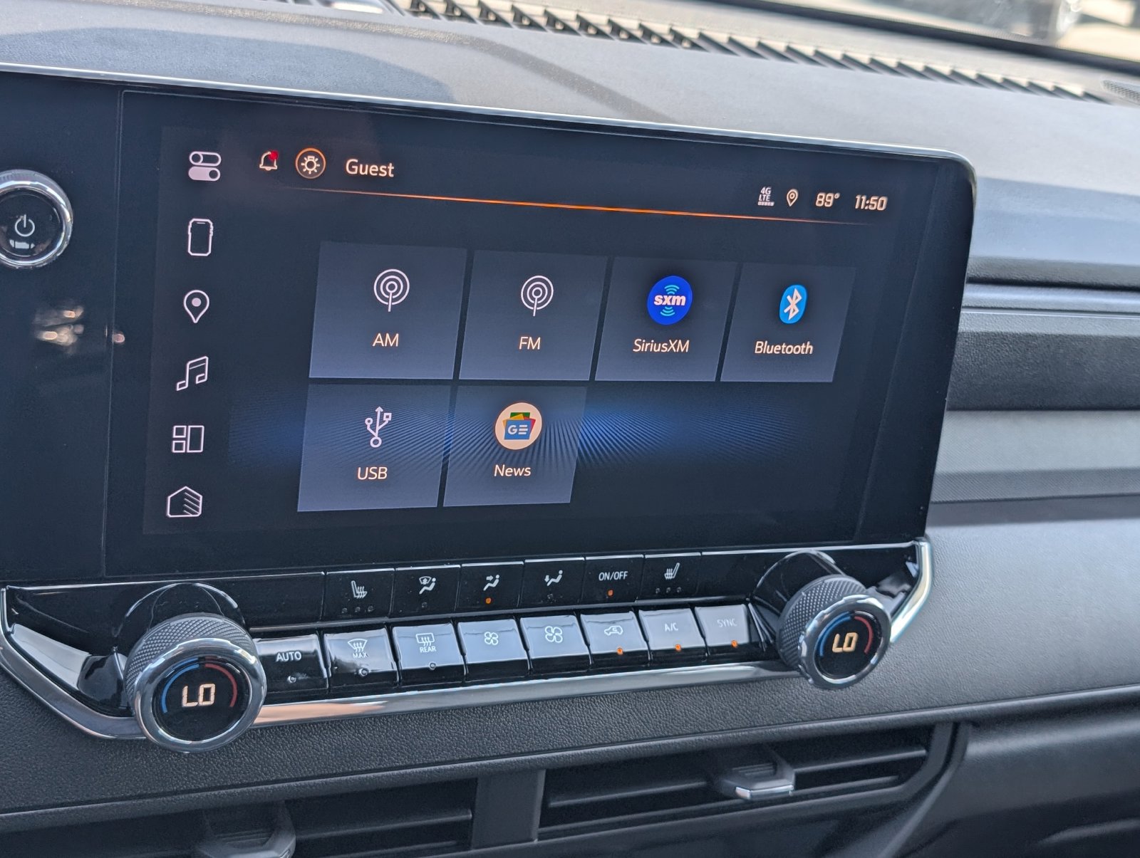 New 2026 Chevrolet Colorado Trail Boss AWD/4WD image 16