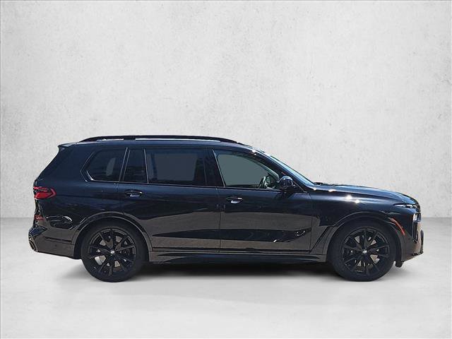 Used 2024 BMW X7 M60i AWD/4WD image 4