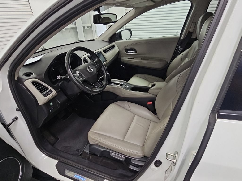 Used 2017 Honda HR-V EX-L image 11