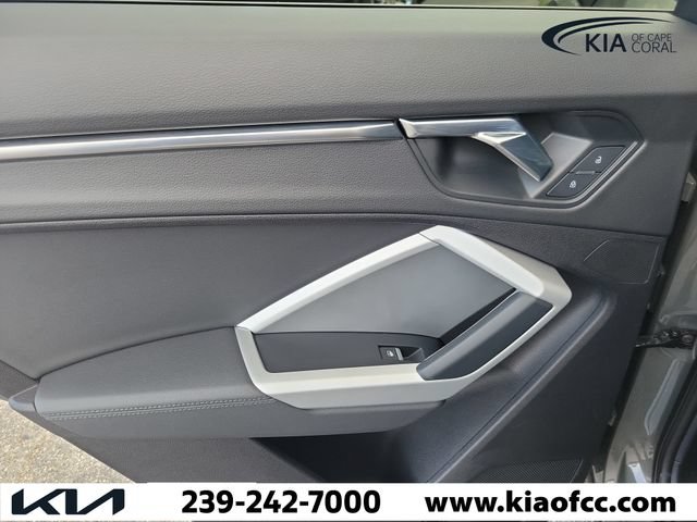 Used 2022 Audi Q3 2.0T Premium w/ Convenience Package AWD/4WD image 15