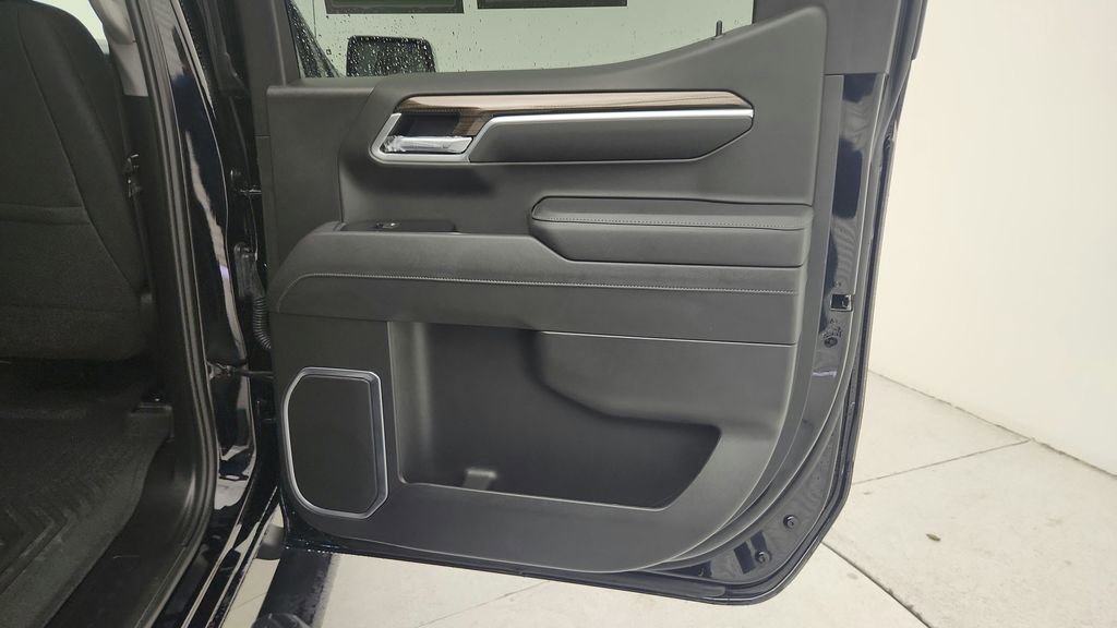 Used 2025 Chevrolet Silverado 1500 LT w/ Texas Edition Plus image 49