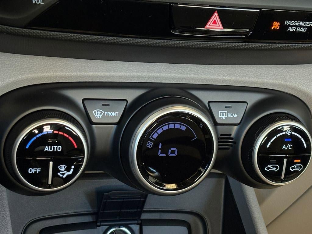 New 2026 Hyundai Venue SEL FWD image 45