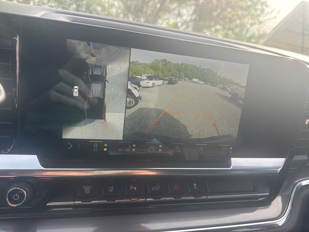 Used 2024 Chevrolet Silverado 3500 High Country w/ High Country Premium Package AWD/4WD image 26