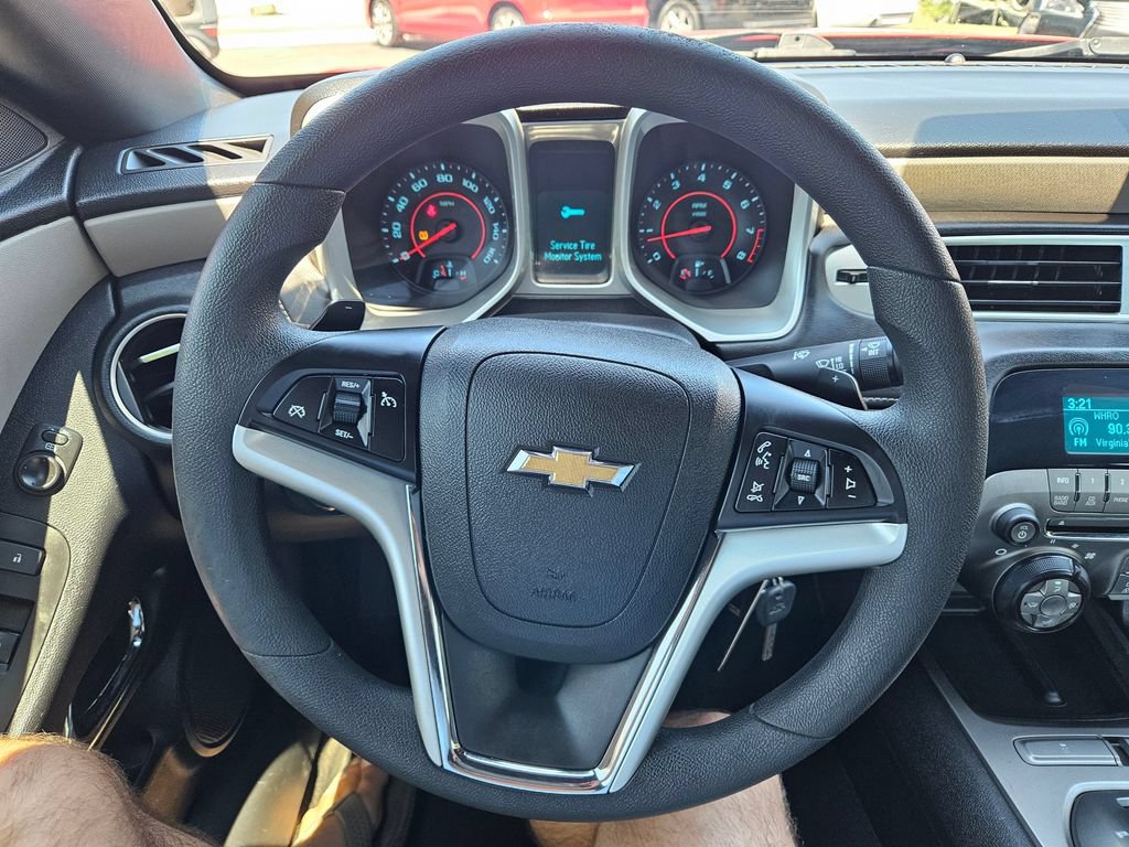 Used 2015 Chevrolet Camaro LS RWD image 11