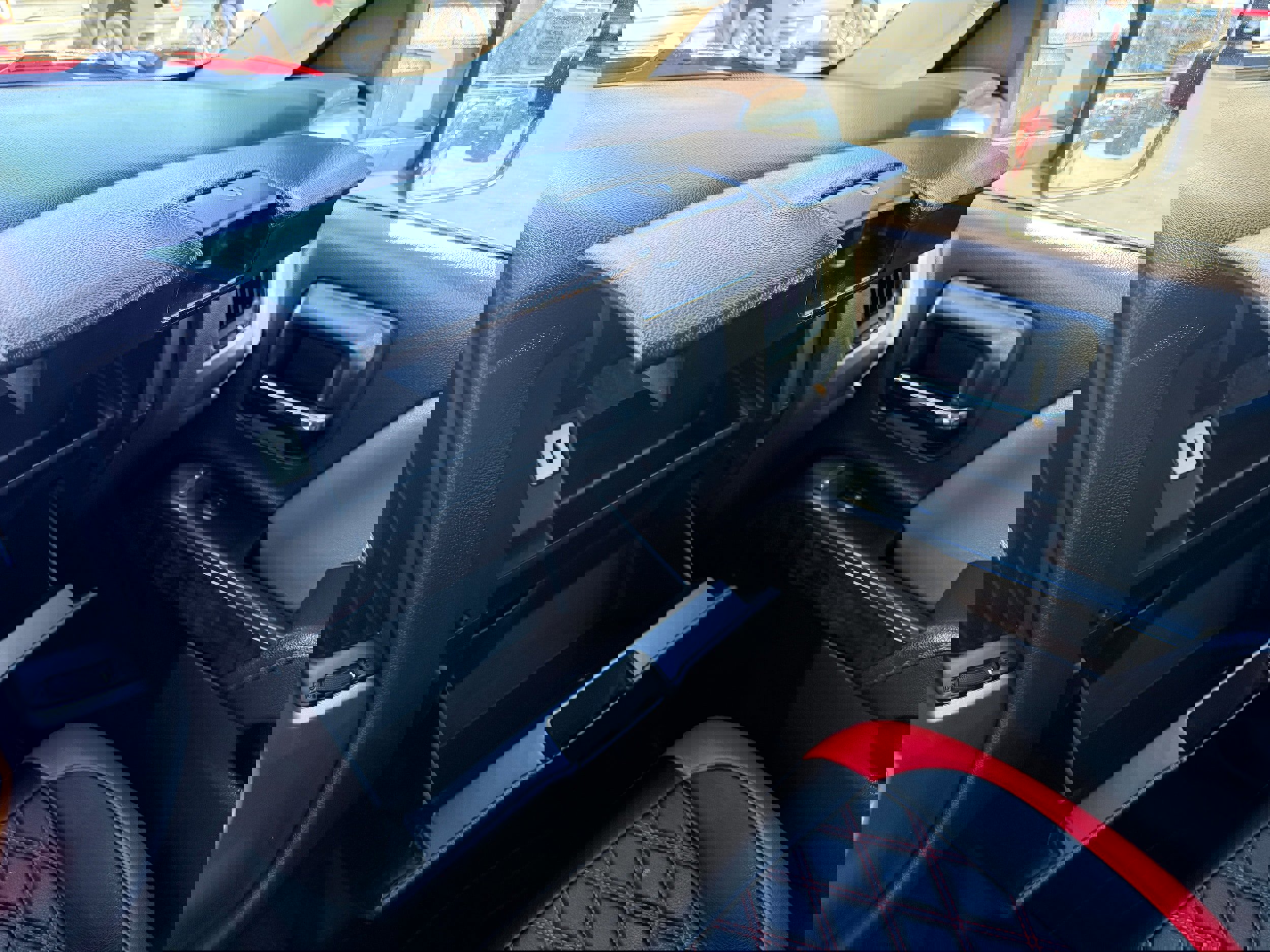 Used 2015 Chevrolet Silverado 2500 LT w/ LT Convenience Package image 23