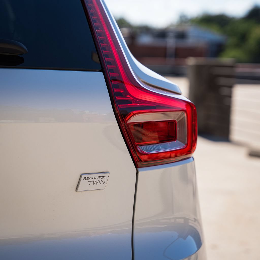 Certified 2023 Volvo XC40 Recharge Ultimate AWD/4WD image 5