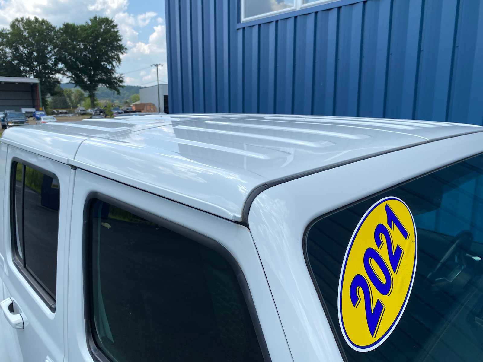 Used 2021 Jeep Gladiator Overland image 5