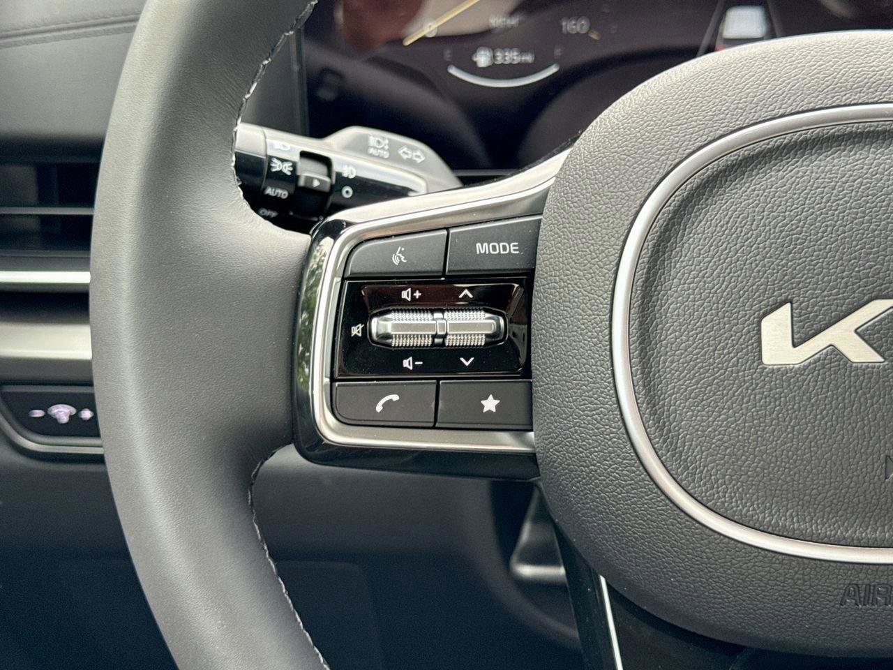 New 2025 Kia Carnival SX Prestige image 27