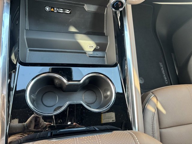 New 2026 Chevrolet Suburban High Country w/ Sun And Tow Package image 25