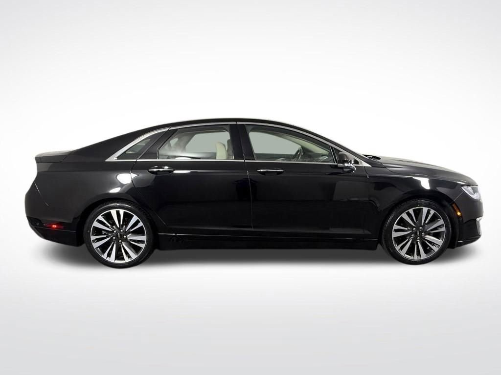 Used 2020 Lincoln MKZ Reserve image 2