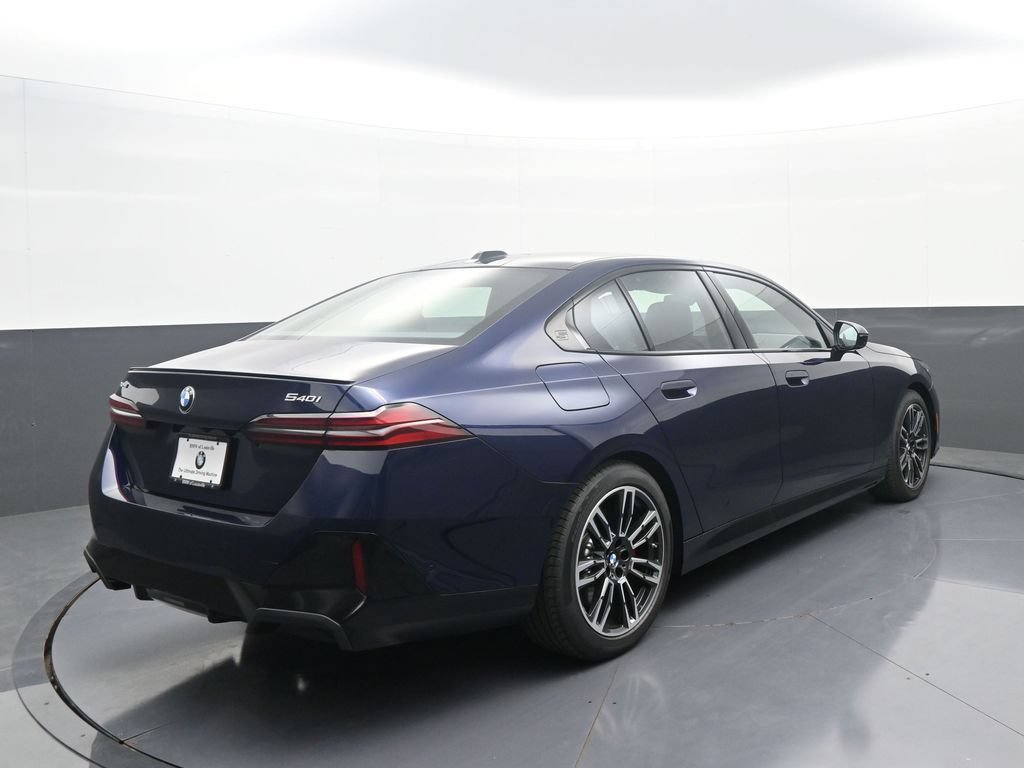 New 2026 BMW 540i xDrive w/ Executive Package AWD/4WD image 7