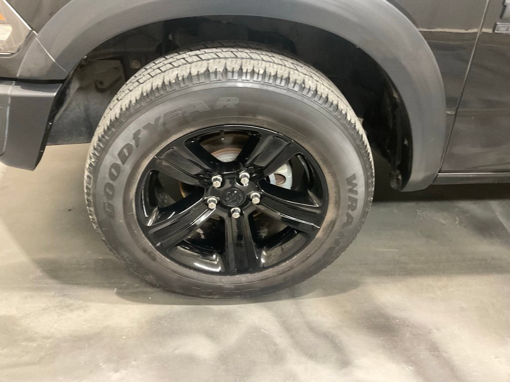 Used 2024 RAM 1500 Warlock AWD/4WD image 6