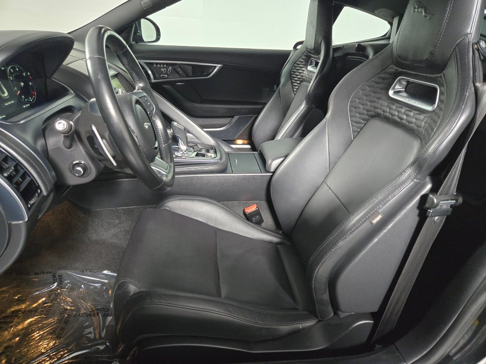 Used 2023 Jaguar F-TYPE R-Dynamic image 11