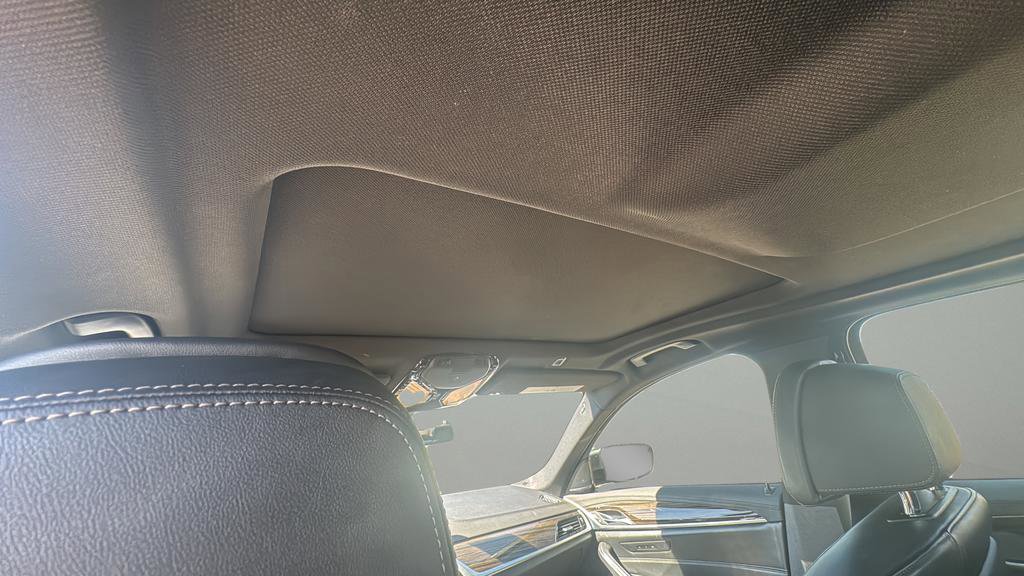 Used 2020 BMW M550i xDrive M550i xDrive image 15