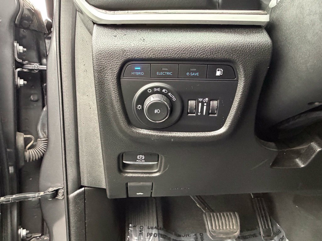 Used 2024 Jeep Grand Cherokee Limited 4xe AWD/4WD image 21