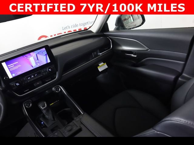 Used 2025 Toyota Grand Highlander XLE image 17