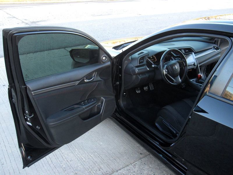 Used 2018 Honda Civic Si image 17